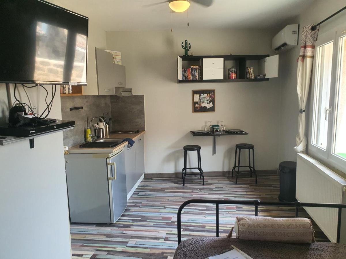 Entraigues-sur-la-Sorgue City House Appartements المظهر الخارجي الصورة