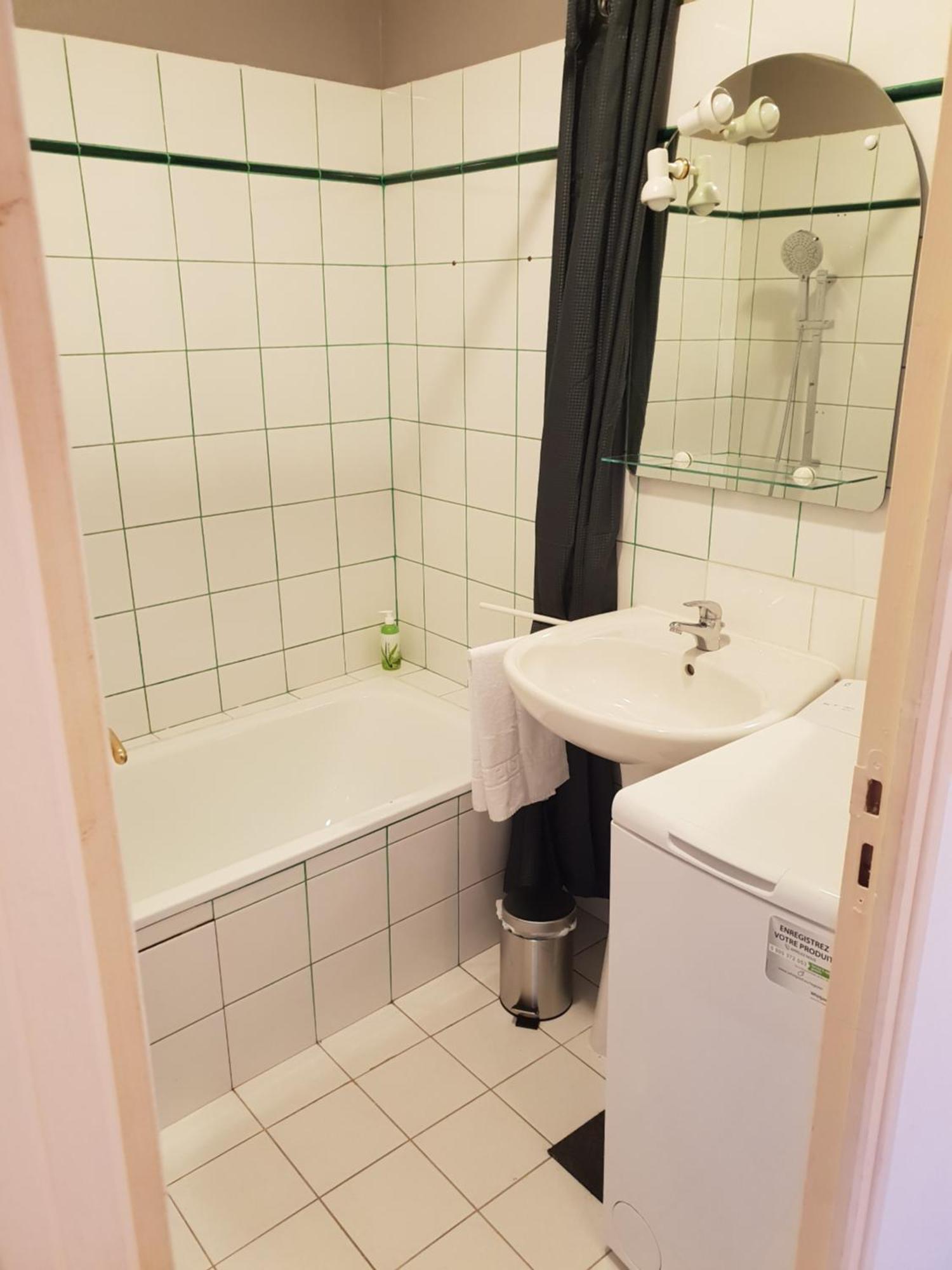 Entraigues-sur-la-Sorgue City House Appartements المظهر الخارجي الصورة